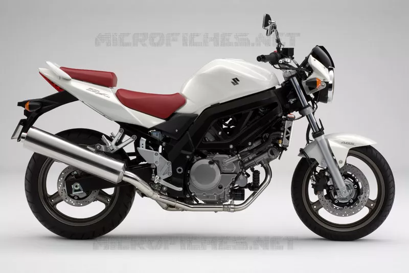 * PHOTOGRAPHIE DE COULEUR SV650AK8 * Suzuki MOTO 650 SV 2009  SV650SAK9(E2)
