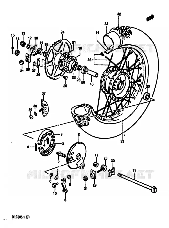 ROUE ARRIERE Suzuki MOTO 250 DR 1986  DR250SG(E/F/G/H)
